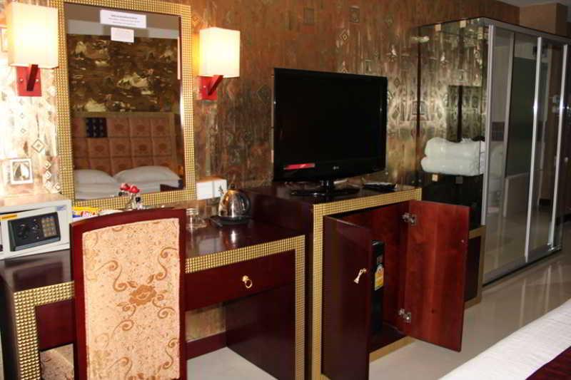 The Privi Suites Pattaya Luaran gambar