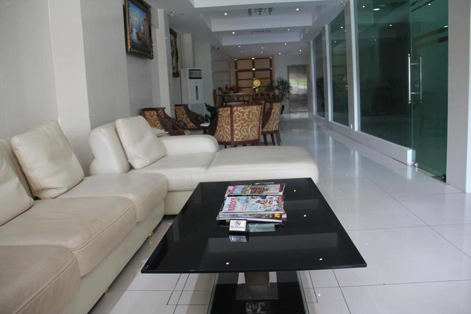 The Privi Suites Pattaya Luaran gambar